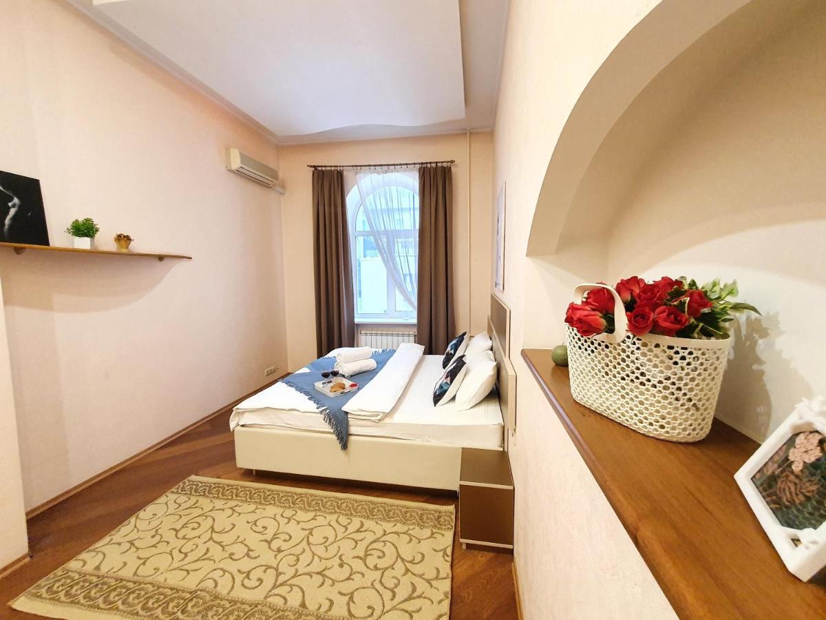 Inn Home Apartments - Pechersk Area Київ Екстер'єр фото