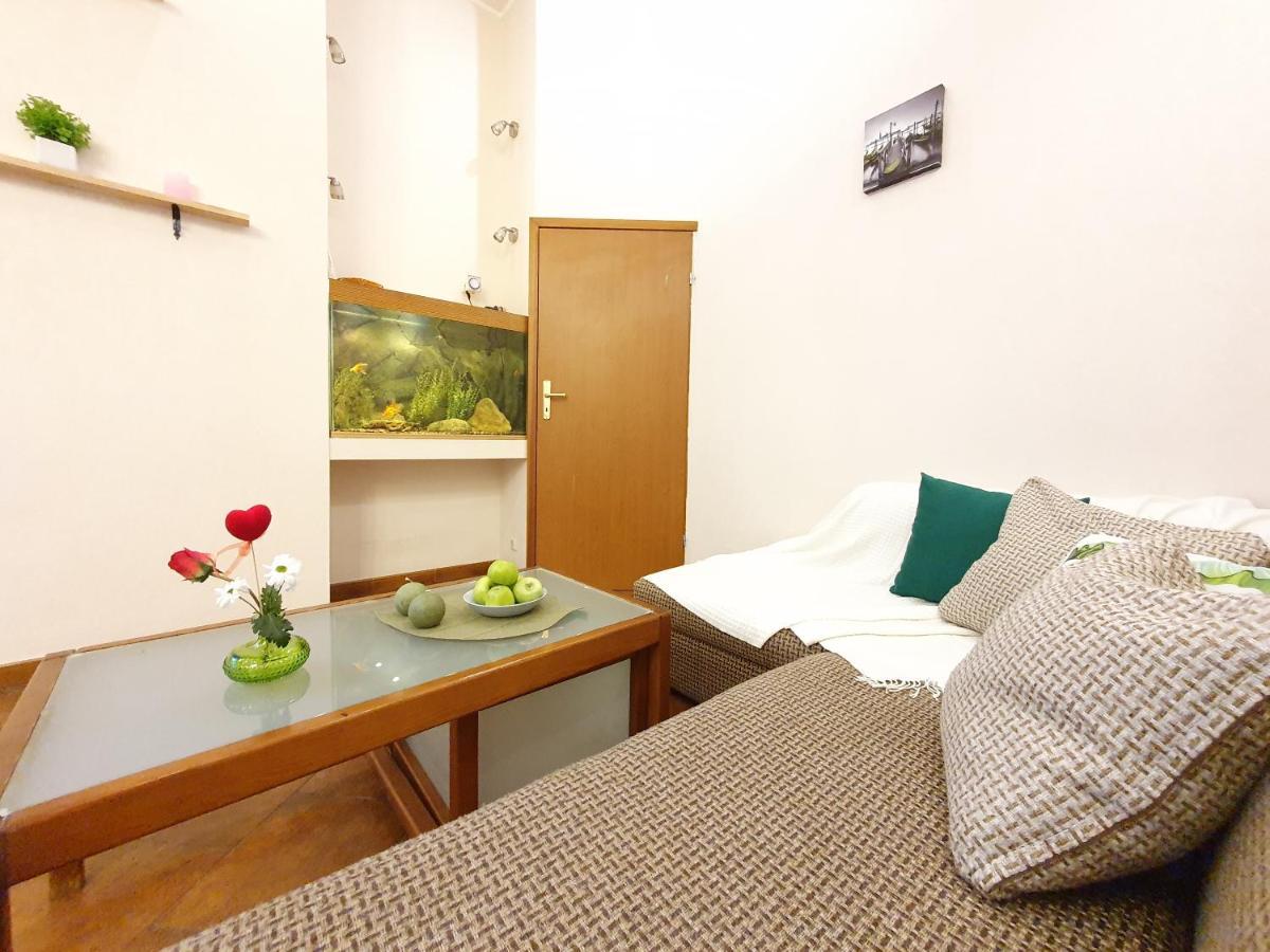 Inn Home Apartments - Pechersk Area Київ Екстер'єр фото