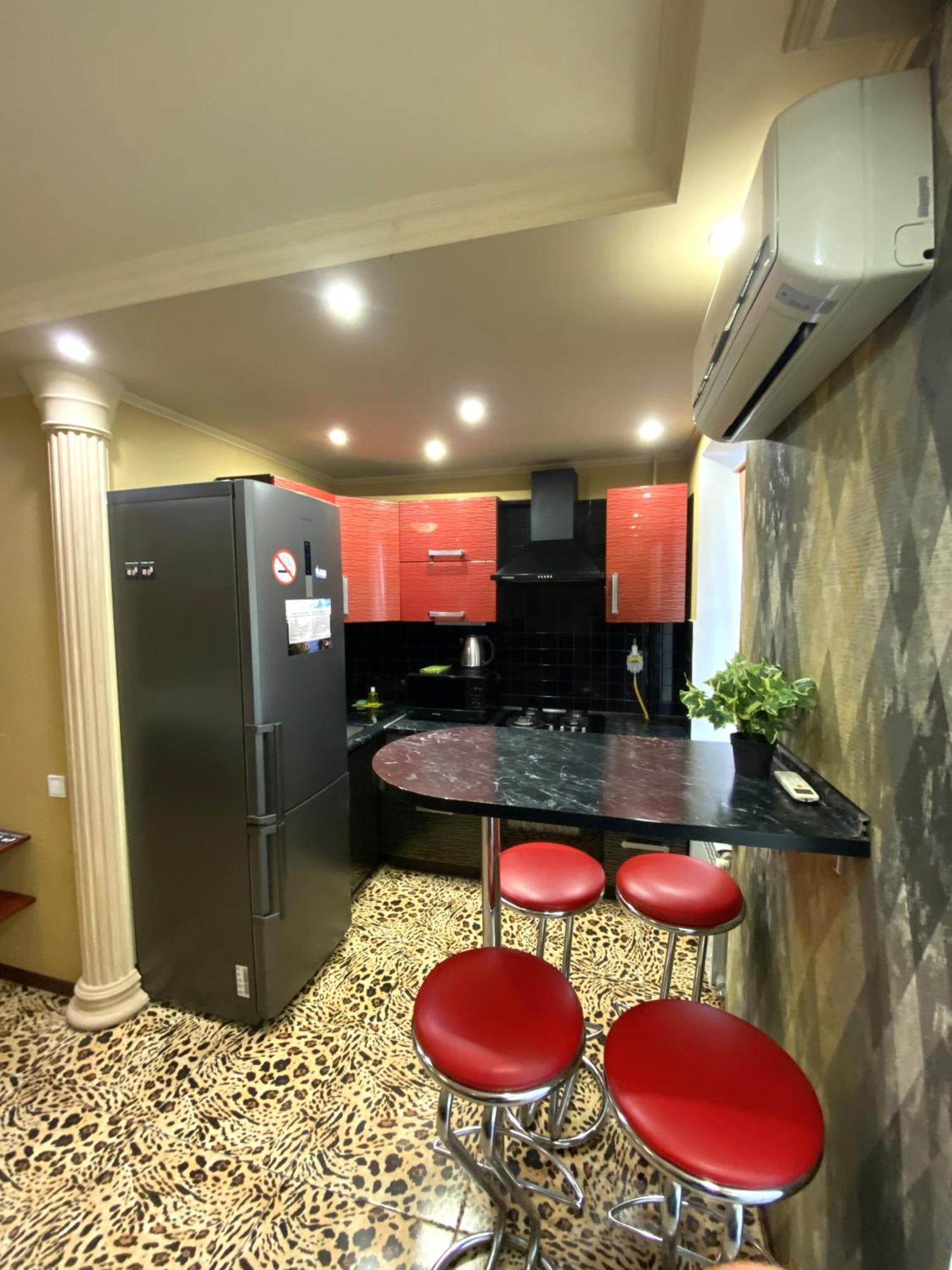 Inn Home Apartments - Pechersk Area Київ Екстер'єр фото